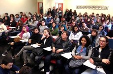 Aula inaugural reuniu calouros no auditório do campus de Curitiba II