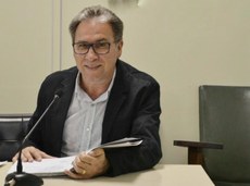 Professor Mario Cândido de Athayde Junior