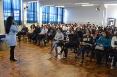 Colégio Estadual de Paranavaí recebeu equipe da universidade