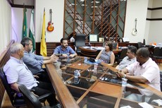 Reitor participou da reunião acompanhado por representantes da gestão da Unespar