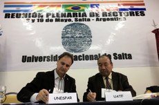 Vice-reitor assinou parceria com universidade boliviana durante plenária do Zicosur