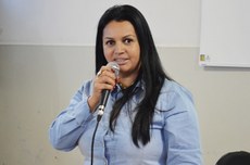 Coordenadora geral da CCCV, professora Áurea Viana, destaca importância da medida