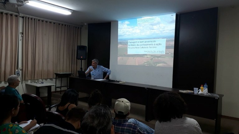 Geografia, Paranavaí.  Aula Inaugural Pós-Graduação em Geografia 1.jpeg